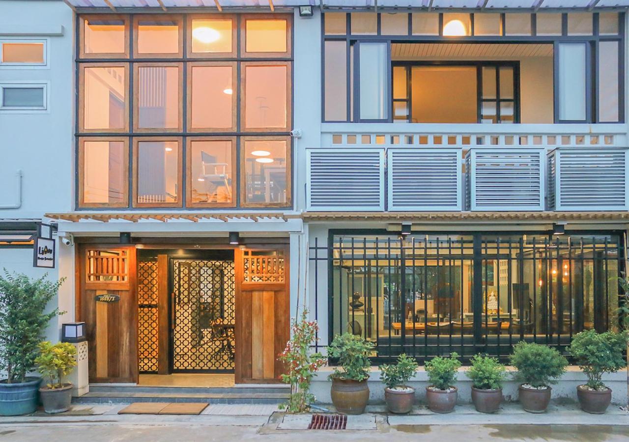 Liaw Base House Hostel Bangkok Buitenkant foto