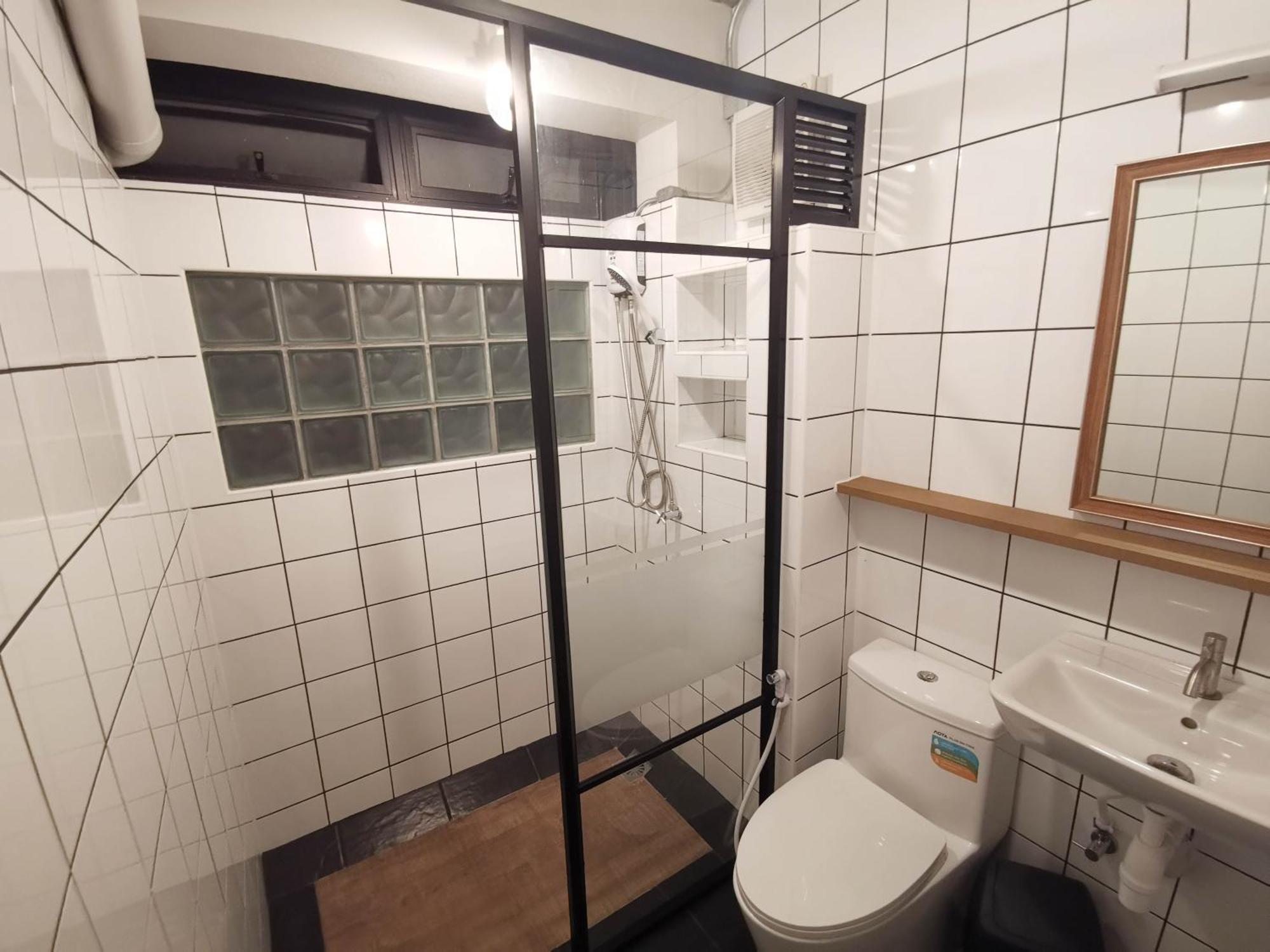 Liaw Base House Hostel Bangkok Buitenkant foto